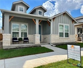 Building Photo - 611 N Guenther Ave