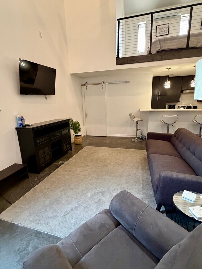 Foto del edificio - 4601 Redbud Ave