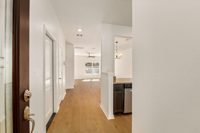 Foto del edificio - 21907 Gallagher Pines Ln