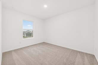 Building Photo - 10406 Rocky Trl