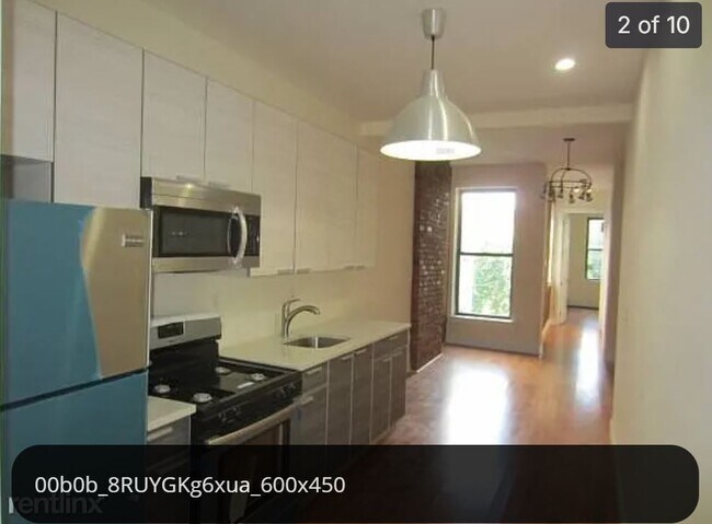 Foto del edificio - 316 Eldert Ln