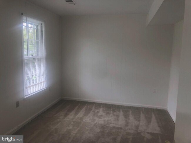 Foto del edificio - 17600 Shamrock Dr