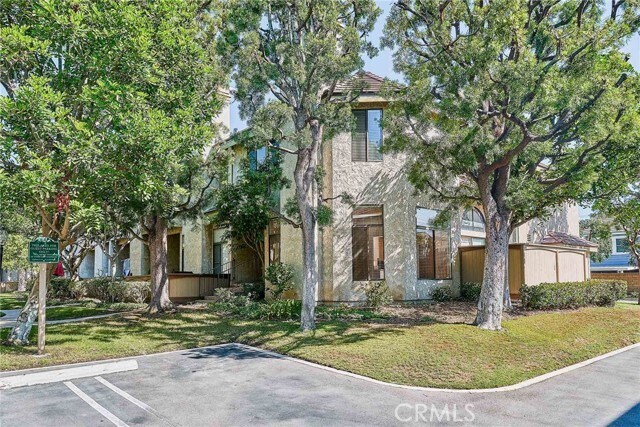 Foto del edificio - 4431 Emerald St