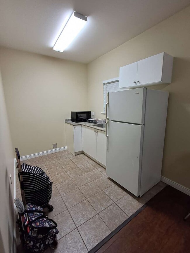 Photo du bâtiment - 9531 Bakerview Dr