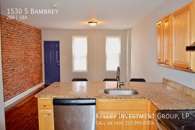 Building Photo - 1530 S Bambrey St