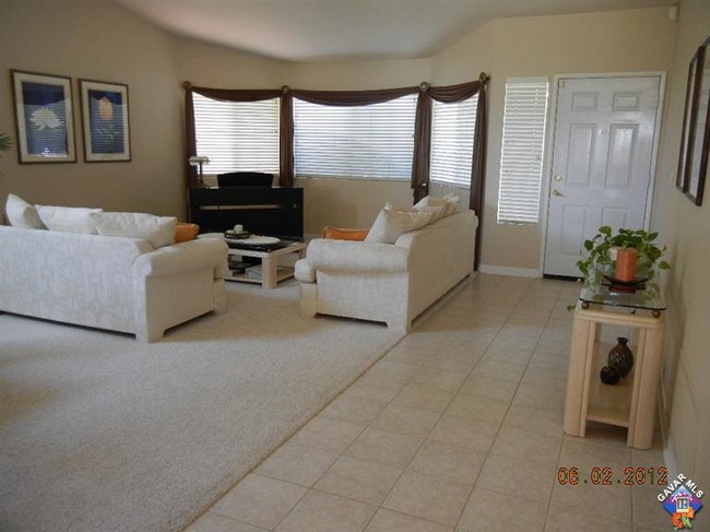 Foto del edificio - 38586 Sage Tree St