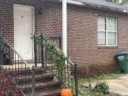 Building Photo - 280 Wilson Dr