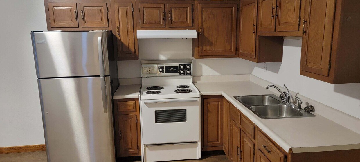Foto principal - 141 S Eau Claire St