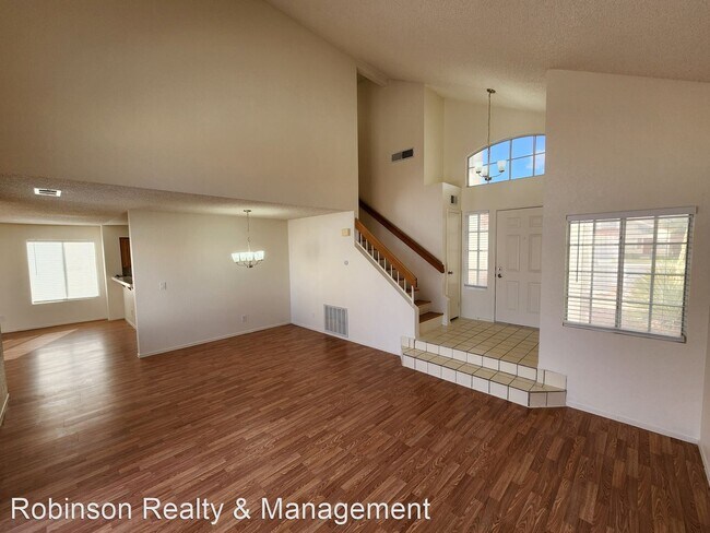 Building Photo - 3 br, 2.5 bath House - 2748 Devita Cir