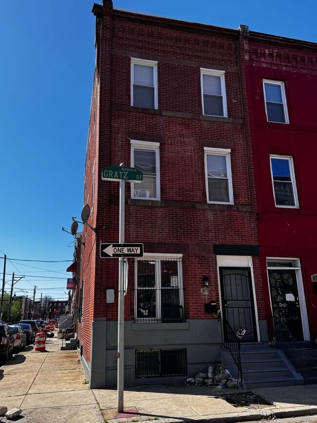 Building Photo - 2036 N Gratz St