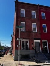 Building Photo - 2036 N Gratz St