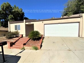 Building Photo - 13427 Almetz St