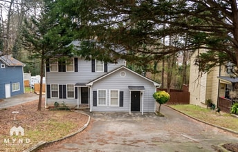 Building Photo - 5761 Western Hills Dr
