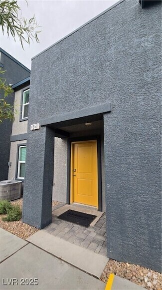 Building Photo - 4850 Orchid Rdg Ave