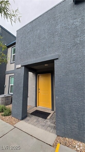 Building Photo - 4850 Orchid Rdg Ave