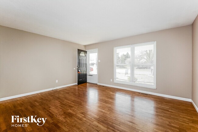 Foto del edificio - 2162 Farthing Ct
