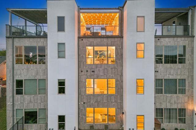 Foto del edificio - 4965 Blaynes View Dr