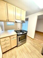 Building Photo - Sunpointe