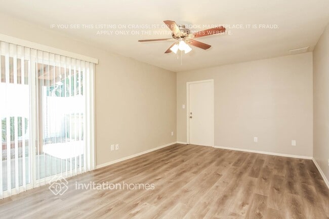 Foto del edificio - 5326 W Purdue Ave