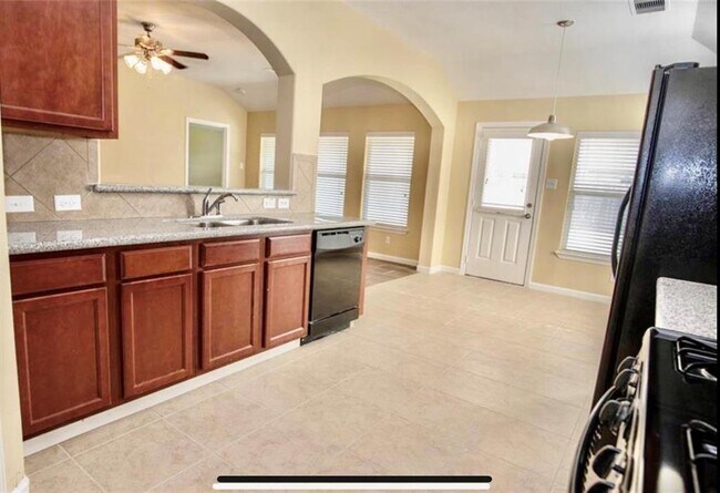 Building Photo - 10906 Barker Gate Ct