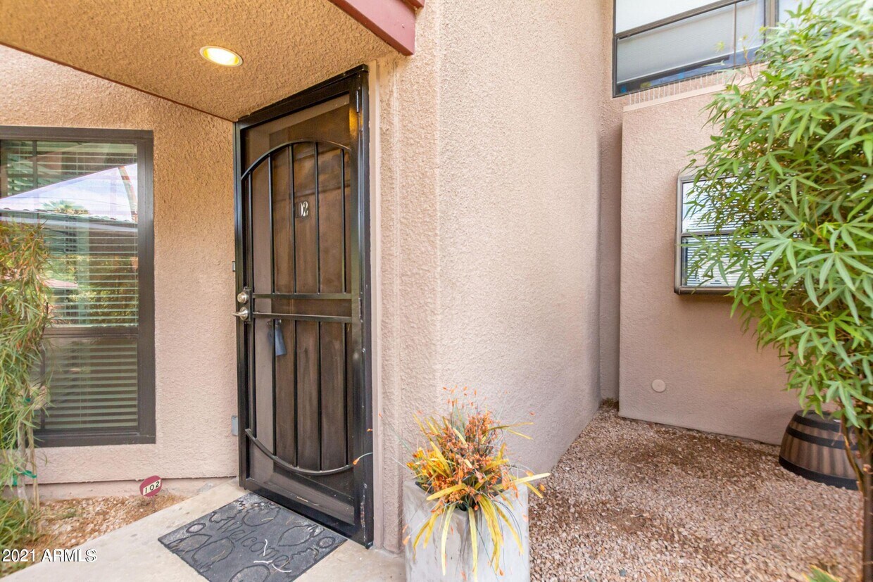 Foto principal - 4327 N 28th St