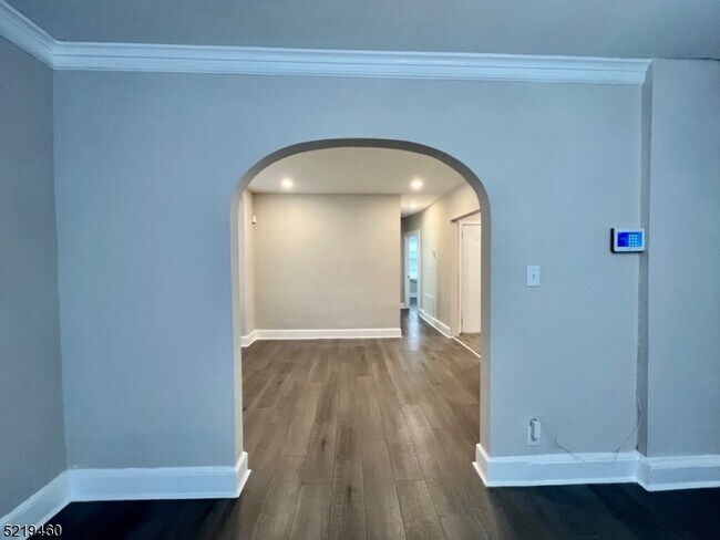 Building Photo - 282 Weequahic Ave