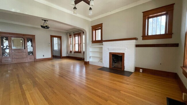 Building Photo - Great Home in Greeley