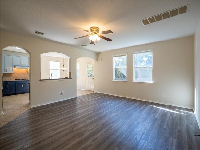 Building Photo - 1710 Lomita Dr