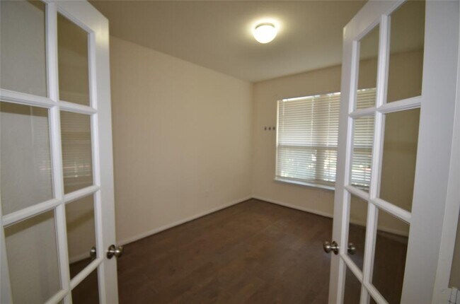 Foto del edificio - 13908 Cantata Ln