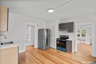 Building Photo - 37 Gridley St