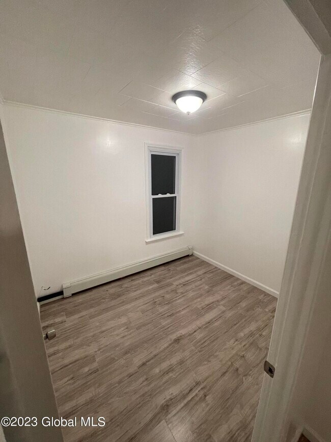 Foto del edificio - 1007 Strong St