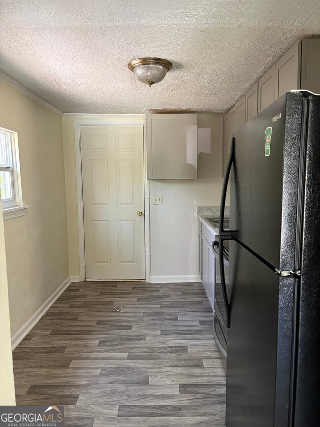 Building Photo - 307 Finley St