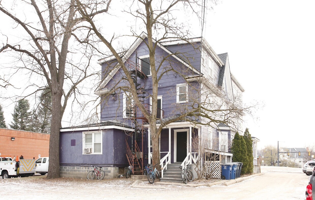 Foto del edificio - 514 S Forest Ave