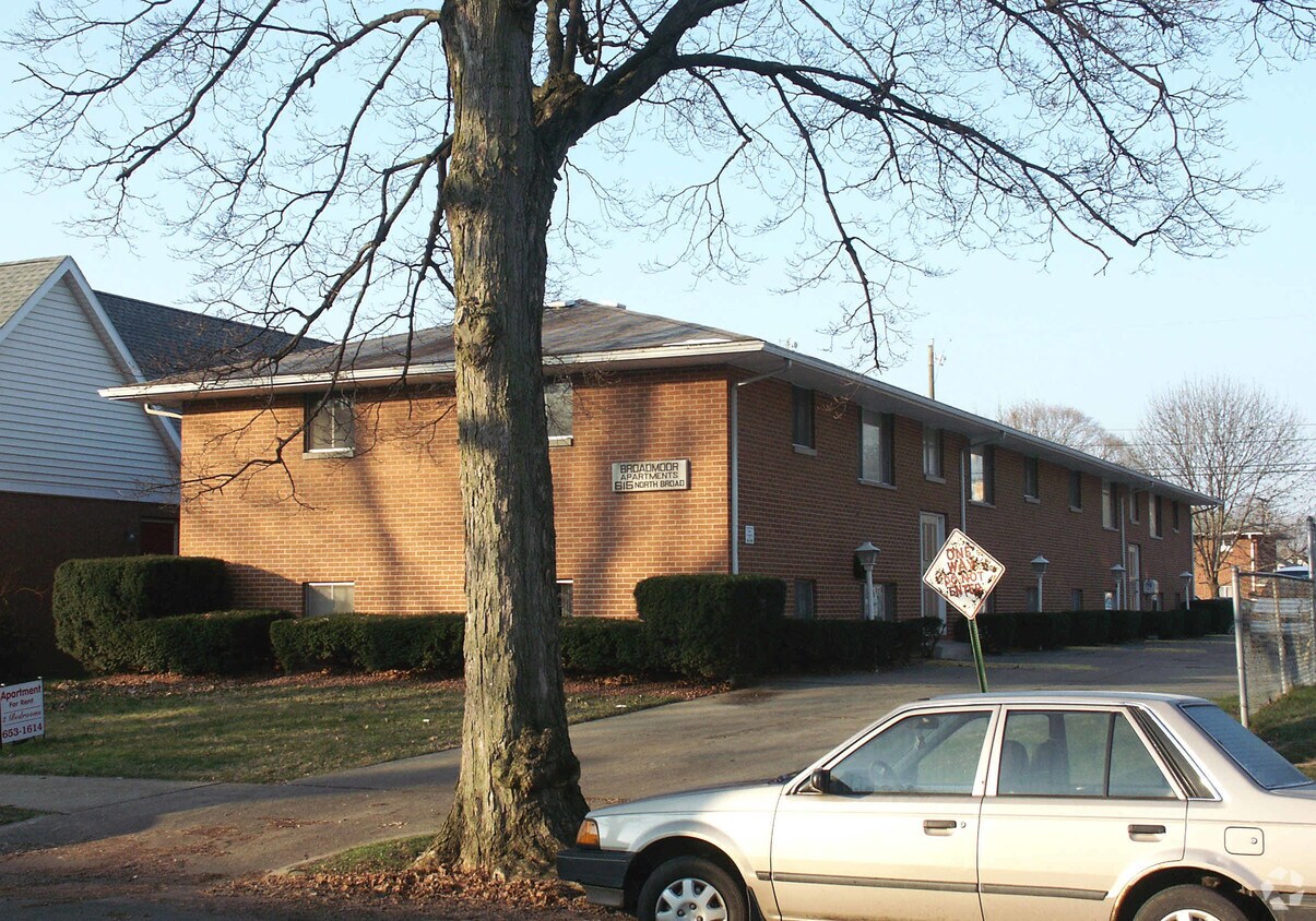 Foto principal - 615 N Broad St