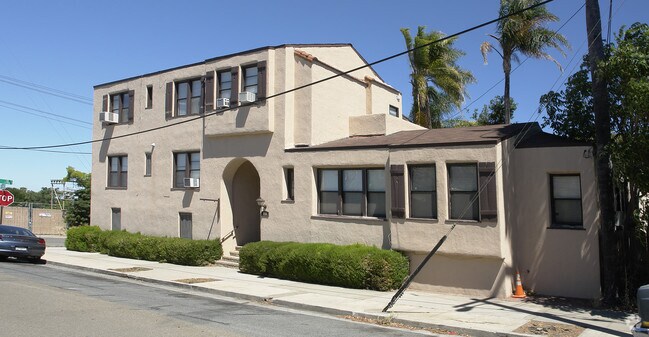 Foto del edificio - 618 W 7th St