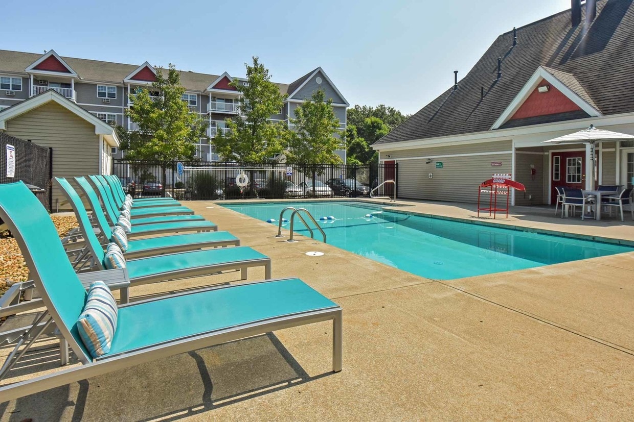 Kensington at Chelmsford Apartments in Chelmsford, MA