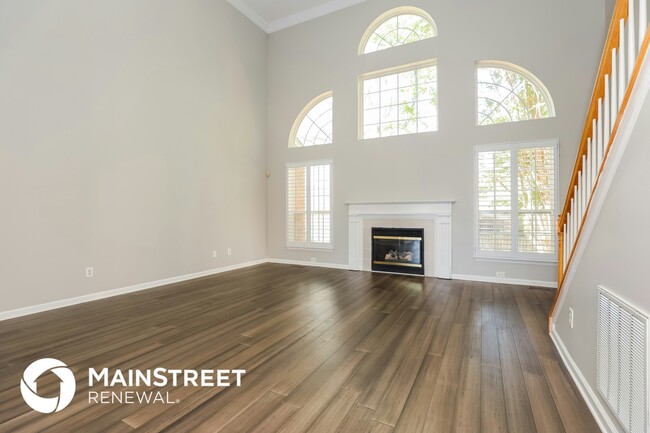 Foto del edificio - 7101 Holt Run Dr