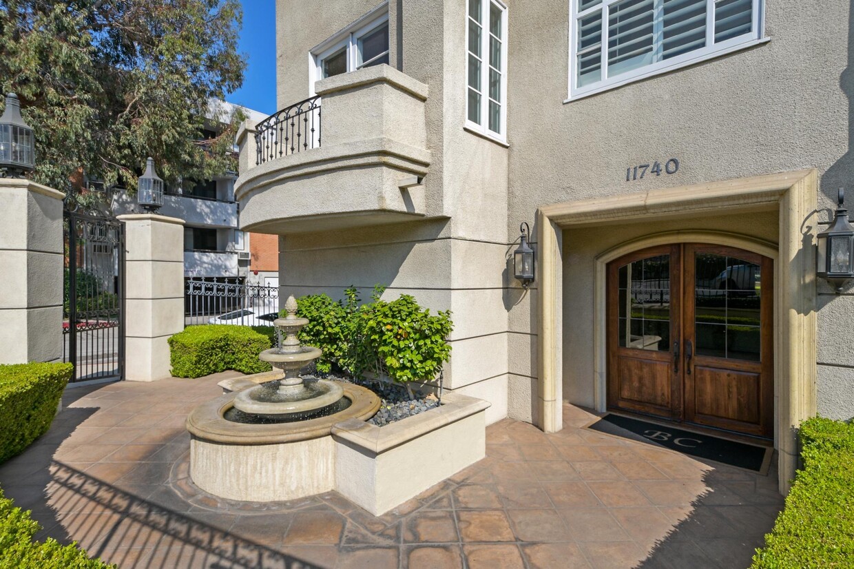 Primary Photo - 11740 W Sunset Blvd