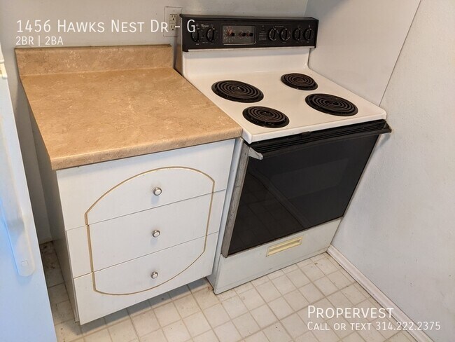 Foto del edificio - 1456 Hawks Nest Dr