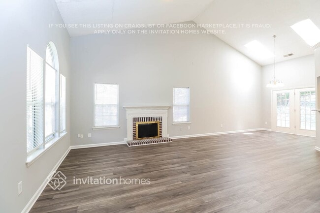 Building Photo - 14736 Sapphire Ln