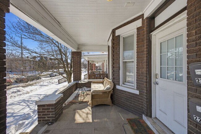 Foto del edificio - 2209-2211 Summit St