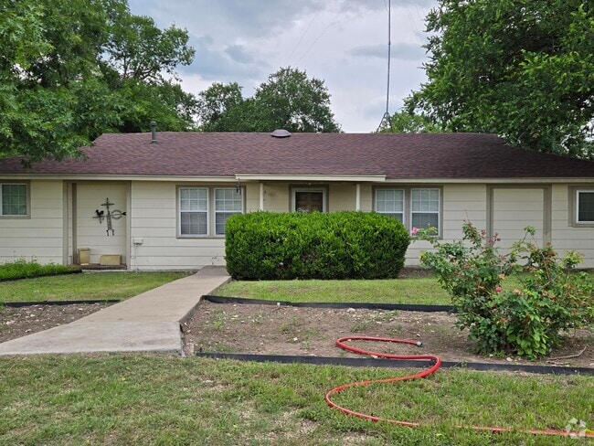 Building Photo - 4234 FM 1446