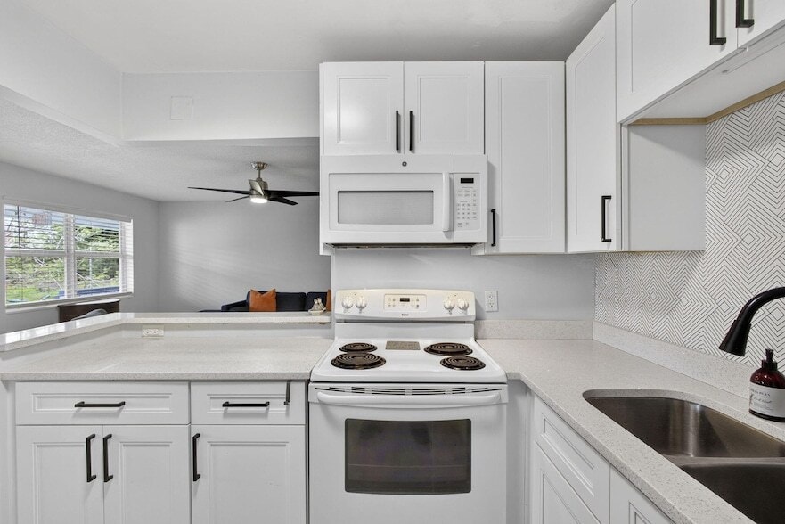 Photo - 155 Windsor G Unit 155