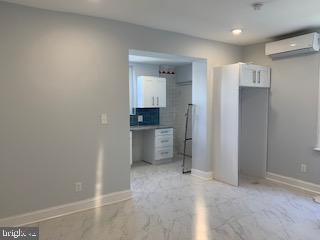 Foto del edificio - 6225 Carpenter St
