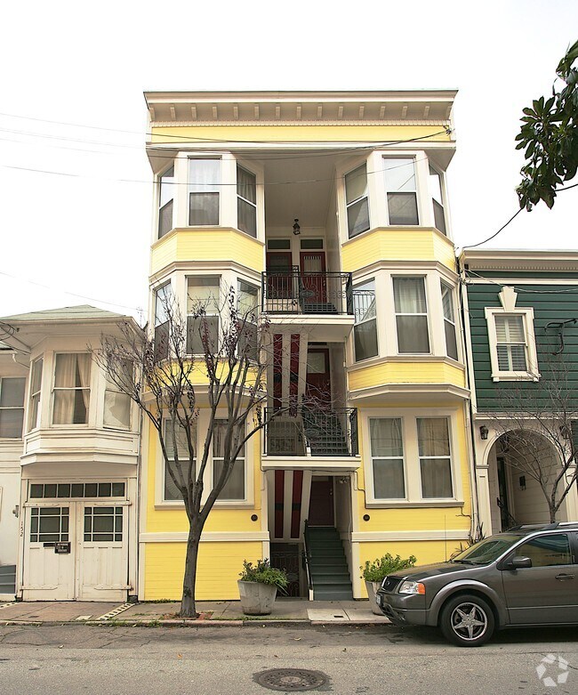 Building Photo - 146 Freelon St