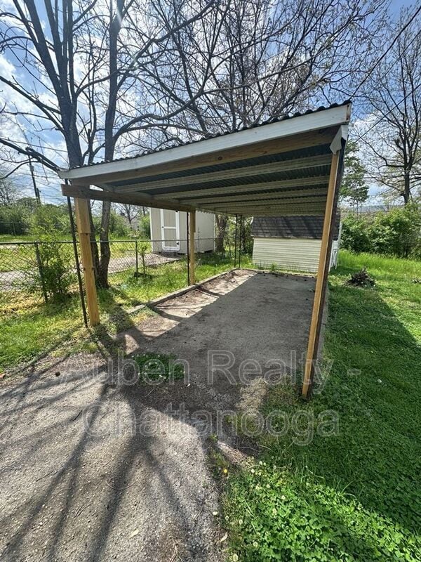 Photo - 505 Flegal Ave House