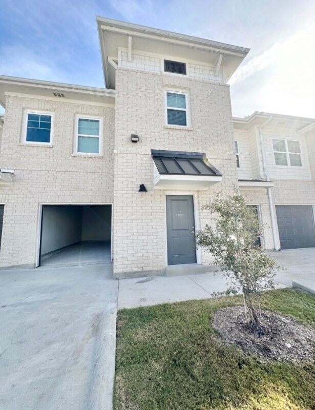 Foto del edificio - 1101 Halsey Dr