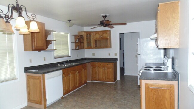 Foto del edificio - 108 Stanton Ln
