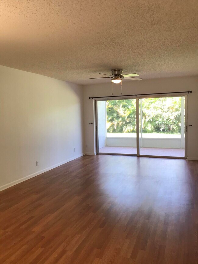 Foto del edificio - 1900 S Kanner Hwy