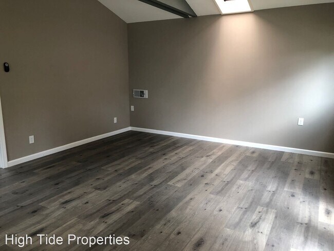 Building Photo - 1 br, 1 bath House - 4792 Mount Cresti Dr, #B
